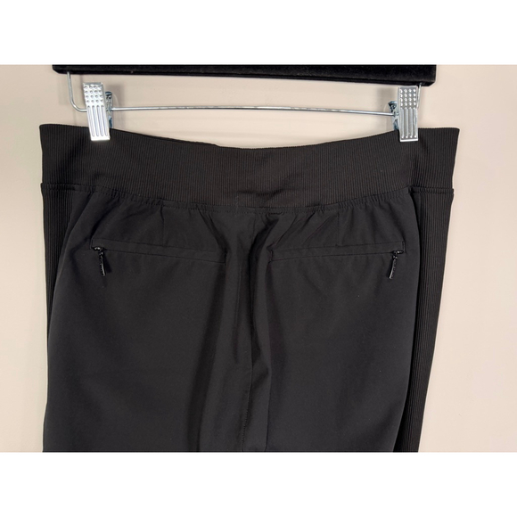 Athleta Women’s Black Athletic Pants Size 6 Stretch Zip Pockets Ankle Slit - Picture 5 of 12